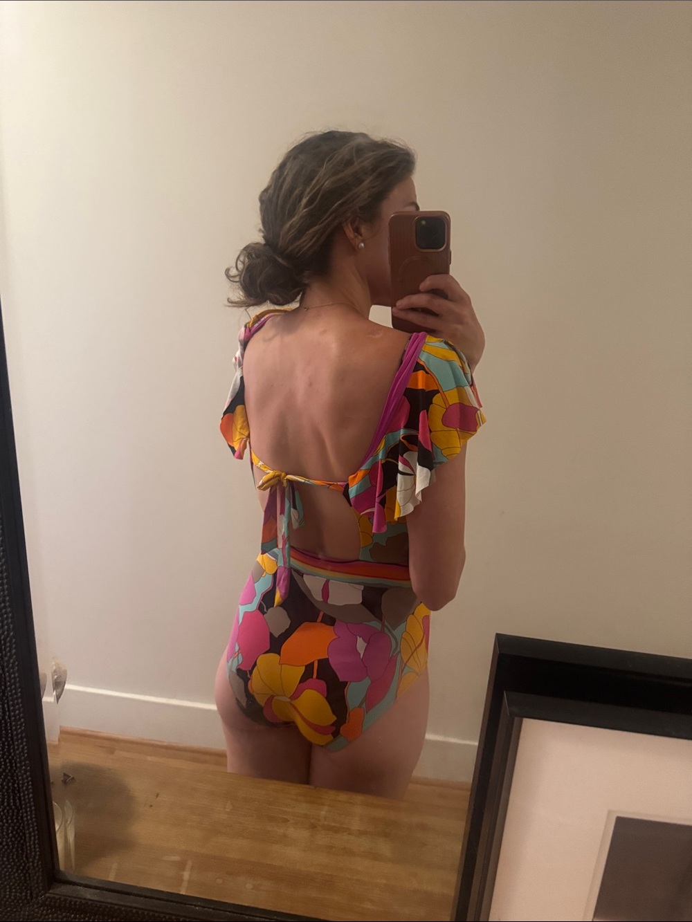 California Cool Trina Turk Vibrant Floral Ruffle One-Piece Resort wear 6/8 - Picture 3 of 10